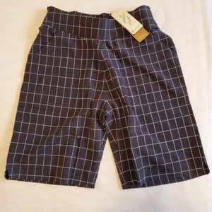 Nancy Lopez Ace Golf Shorts - Size small